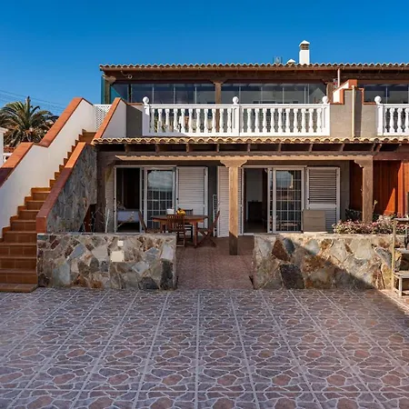 Marina Ii Beachfront By Holidays Corralejo