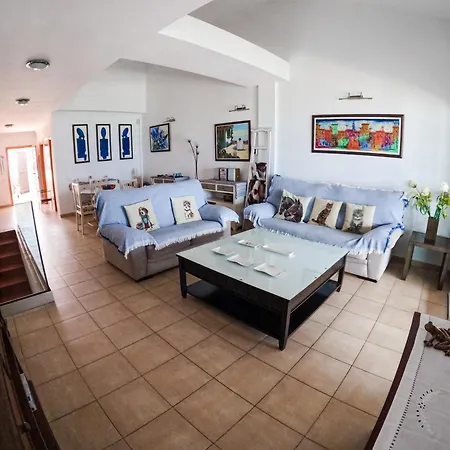 Marina Ii Beachfront By Holidays Villa Corralejo