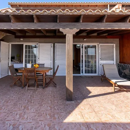Marina Ii Beachfront By Holidays Corralejo