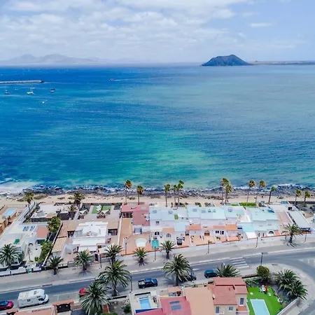 Marina Ii Beachfront By Holidays Villa Corralejo