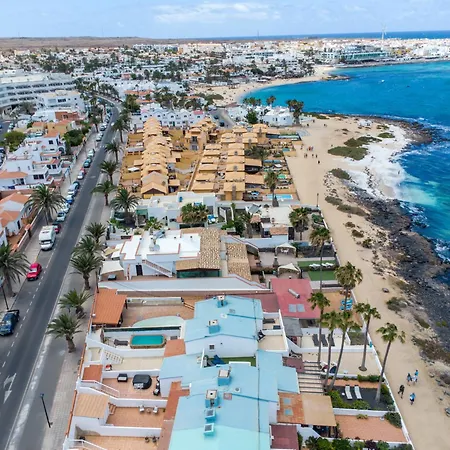 Marina Ii Beachfront By Holidays *
